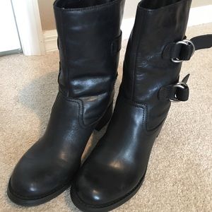 Arturo Chiang black leather moto boots